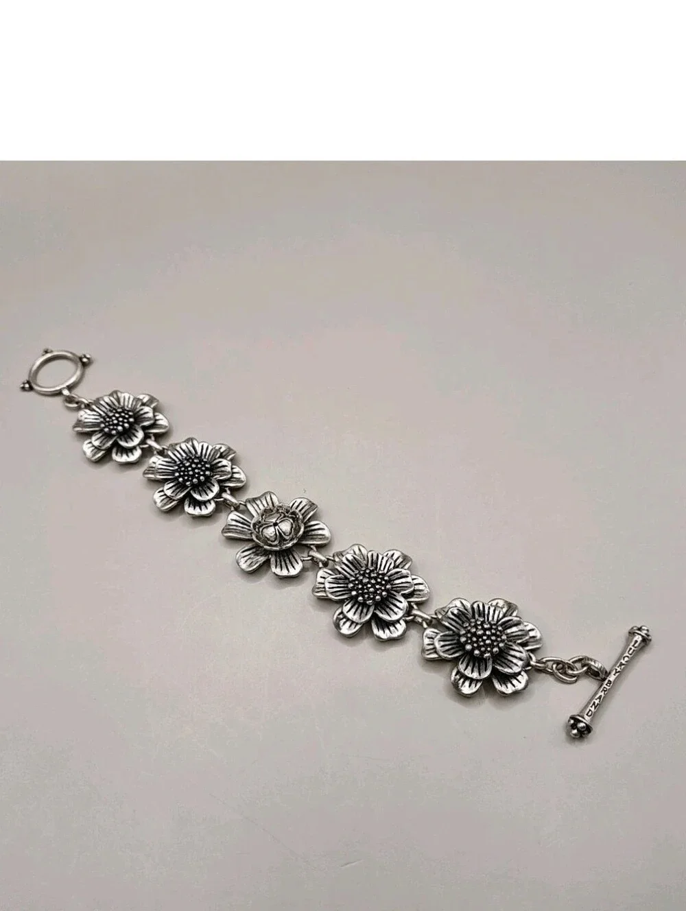 Lucky Brand Daisy Sunflower Links Toggle Bracelet Antiqued Silver Tone 3D Flower
